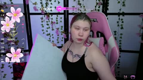 kitsune_little online show from April 2026 12:32:02 PM