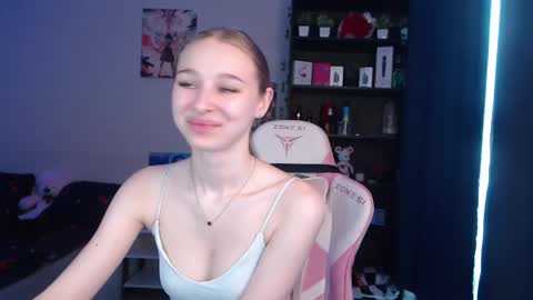 Snapshot of kitsuneyx chatting on May 2026 01:57:16 AM kitsuneyX online show from May 2026 01:57:16 AM