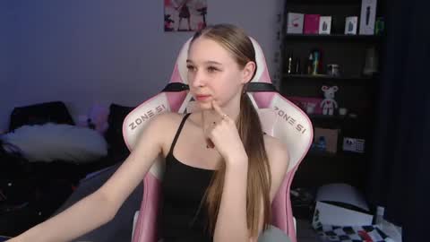 Snapshot of kitsuneyx chatting on June 2026 12:39:02 AM kitsuneyX online show from June 2026 12:39:02 AM