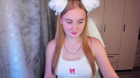Snapshot of kitten_sun chatting on December 2024 11:54:02 AM kitten_sun online show from December 2024 11:54:02 AM