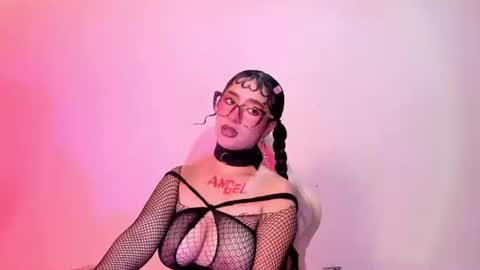kitty__chs online show from June 2026 11:22:02 PM