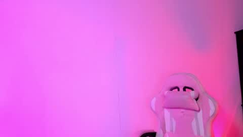 kitty__chs online show from August 2026 02:21:01 AM