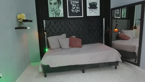 Kitty online show from November 2025 11:35:01 AM