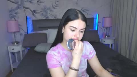 Snapshot of kitty_cut1ee_ chatting on May 2026 06:51:02 AM kitty_cut1ee_ online show from May 2026 06:51:02 AM