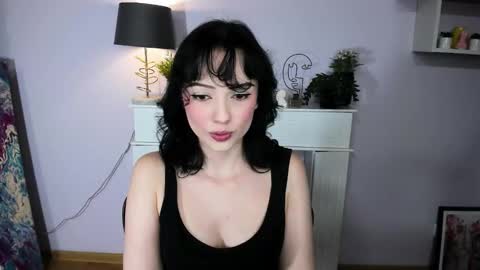 Denise online show from November 2025 11:04:02 PM