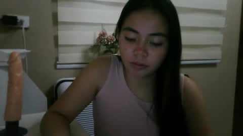 Snapshot of kitty_fussy chatting on February 2026 11:37:02 AM kitty_fussy online show from February 2026 11:37:02 AM