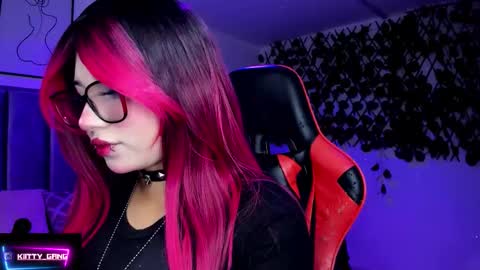 Camila online show from February 2026 02:05:01 AM