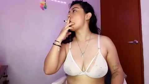 Snapshot of kitty_hottt_ chatting on June 2026 11:10:01 PM giss online show from June 2026 11:10:01 PM