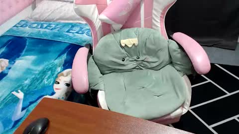 Kate online show from November 2025 06:29:01 PM