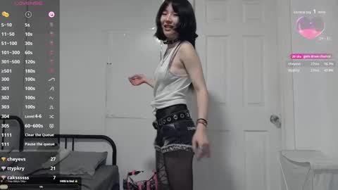 Kitty online show from September 2025 12:55:02 AM