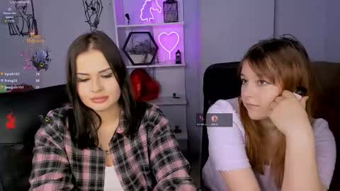 Snapshot of kitty_layy chatting on November 2025 08:22:02 PM kitty online show from November 2025 08:22:02 PM