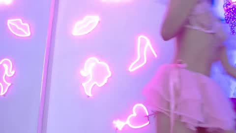 KITTY online show from October 2025 01:29:02 PM