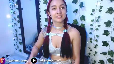 Snapshot of kitty_saenz chatting on February 2025 08:54:01 PM Kitty Saenz online show from February 2025 08:54:01 PM