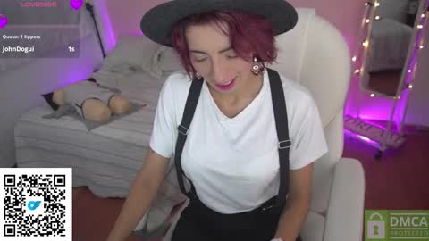 Snapshot of kittygrey chatting on February 2026 03:40:01 PM Samantha Grey online show from February 2026 03:40:01 PM