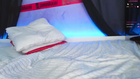 Monika online show from October 2025 12:17:02 PM