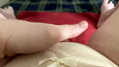 Snapshot of kittyneedsherdaddy chatting on December 2025 09:58:01 AM kittyneedsherdaddy online show from December 2025 09:58:01 AM