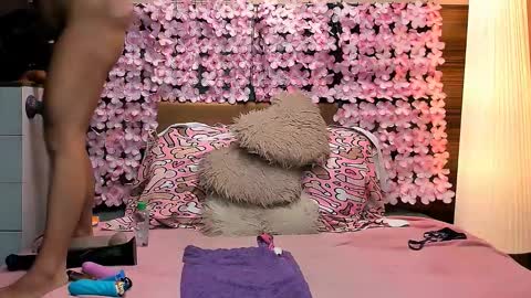 Kitty Sprinkles online show from September 2025 06:52:02 PM