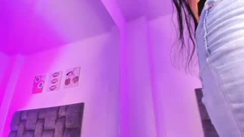 kitty online show from May 2026 06:09:01 PM