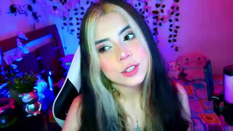 Kittyuwu  online show from February 2026 06:17:02 PM