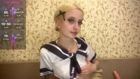 kittywithu online show from October 2025 05:57:02 PM