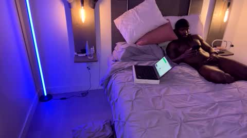 kittywoodyluv online show from February 2026 03:22:02 AM