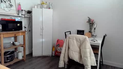 Snapshot of kittyymaze chatting on February 2026 01:10:01 PM Kittyymaze online show from February 2026 01:10:01 PM