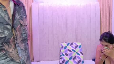 Luisa y Jairo online show from October 2025 12:41:02 PM