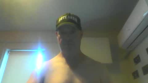 kiwiguy19773 online show from December 2024 05:02:01 AM