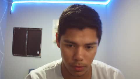 Snapshot of klars_mood chatting on May 2026 10:36:01 PM klars online show from May 2026 10:36:01 PM