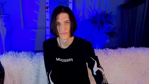 Snapshot of klaude_jam chatting on April 2026 08:48:01 PM Klaude Jam online show from April 2026 08:48:01 PM