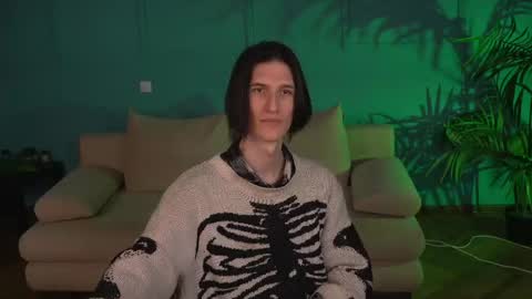 Snapshot of klaude_jam chatting on April 2026 08:31:02 PM Klaude Jam online show from April 2026 08:31:02 PM