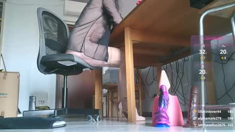 Klaudia online show from February 2025 08:44:02 AM