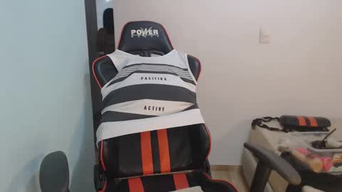 Snapshot of klauss_123 chatting on February 2025 04:48:02 AM klauss 123 online show from February 2025 04:48:02 AM