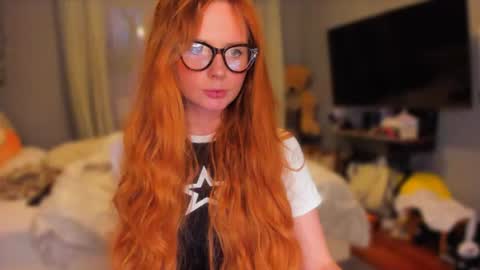 Snapshot of klementinagirl chatting on July 2026 07:10:01 PM Klementinafanslyklementina6661 online show from July 2026 07:10:01 PM