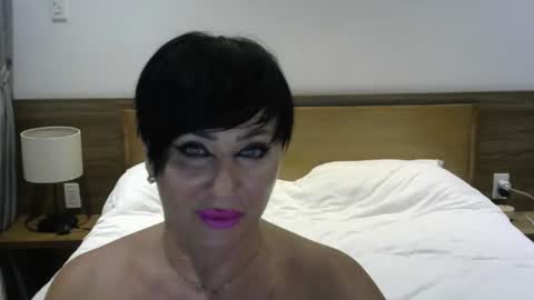 Snapshot of kleo901854860422 chatting on July 2026 04:18:02 PM kleo901854860422 online show from July 2026 04:18:02 PM