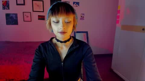 Kleo online show from September 2025 09:04:02 PM