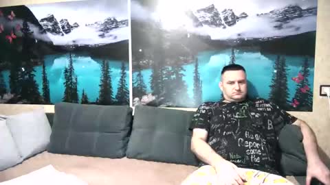 Kleosnow online show from September 2025 08:16:02 AM