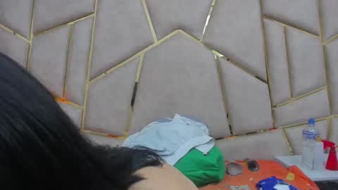 kloe online show from February 2026 05:37:01 AM