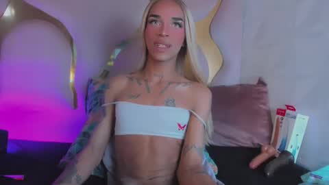 Snapshot of kloe_hh chatting on April 2026 08:09:02 PM Kloe online show from April 2026 08:09:02 PM