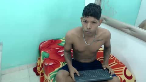 kloe matias online show from October 2025 01:41:02 PM