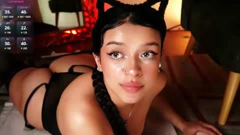 Snapshot of kloe_meow chatting on June 2026 04:12:02 AM Kloe online show from June 2026 04:12:02 AM