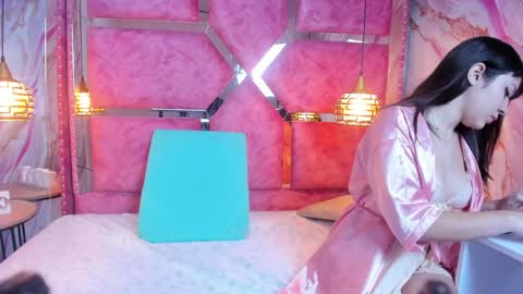 Kloe Williams online show from May 2026 01:07:02 PM
