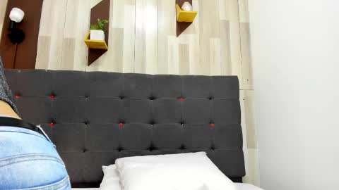 Kloeh online show from October 2025 08:09:02 PM