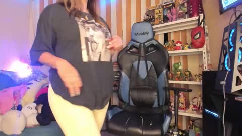 kloelamaravilla18 online show from December 2025 02:31:02 AM