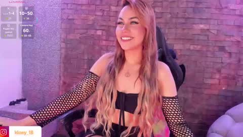 Kloey  online show from September 2025 08:46:01 PM