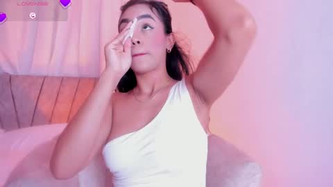 Snapshot of klohe_williams chatting on May 2026 07:41:01 PM Klohe online show from May 2026 07:41:01 PM