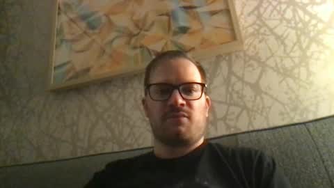 Snapshot of km0079 chatting on December 2024 03:37:01 AM Kris online show from December 2024 03:37:01 AM