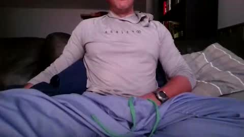 Knight3975 online show from February 2026 09:54:01 AM