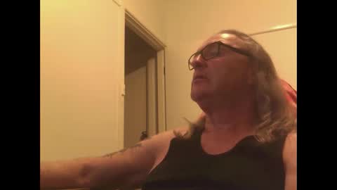 knobout online show from October 2025 12:14:01 PM