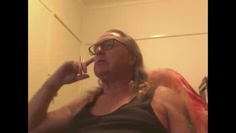 knobout online show from January 2026 11:25:01 AM